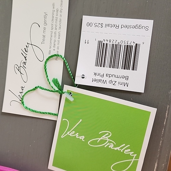 Vera Bradley Bermuda zip wallet - Picture 9 of 9
